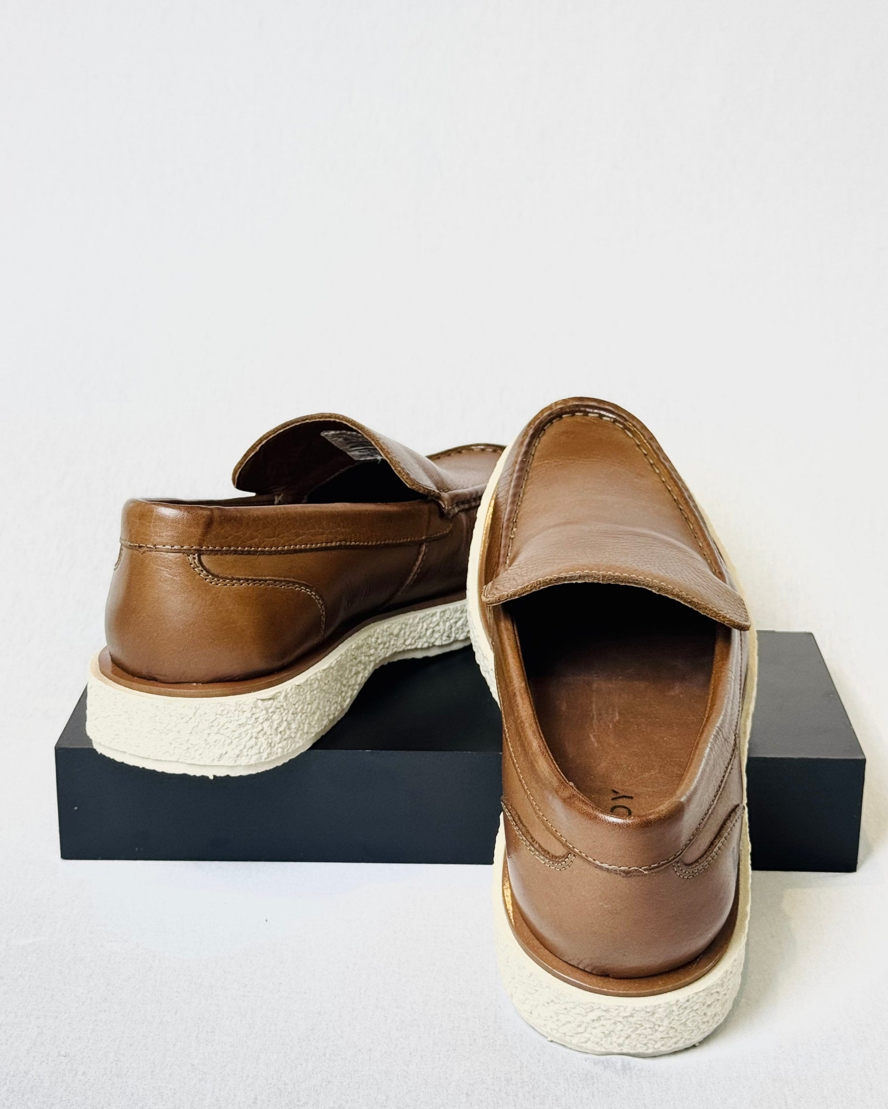Mocassim Couro Marrom Claro com Branco - Kennedy Store