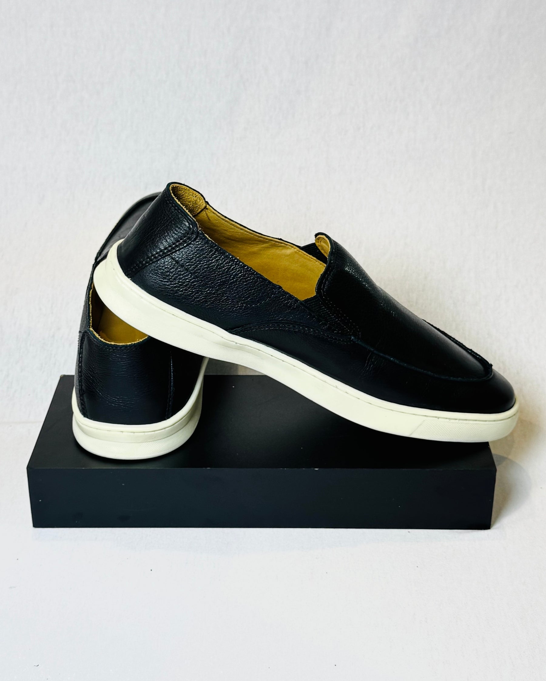 Mocassim Slip On Preto - Kennedy Store