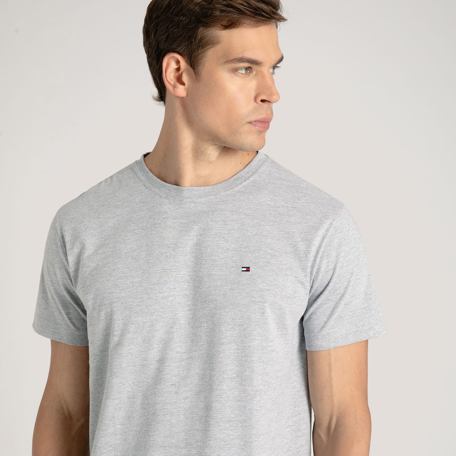 Camiseta Clássica Gola C - Tommy Hilfiger