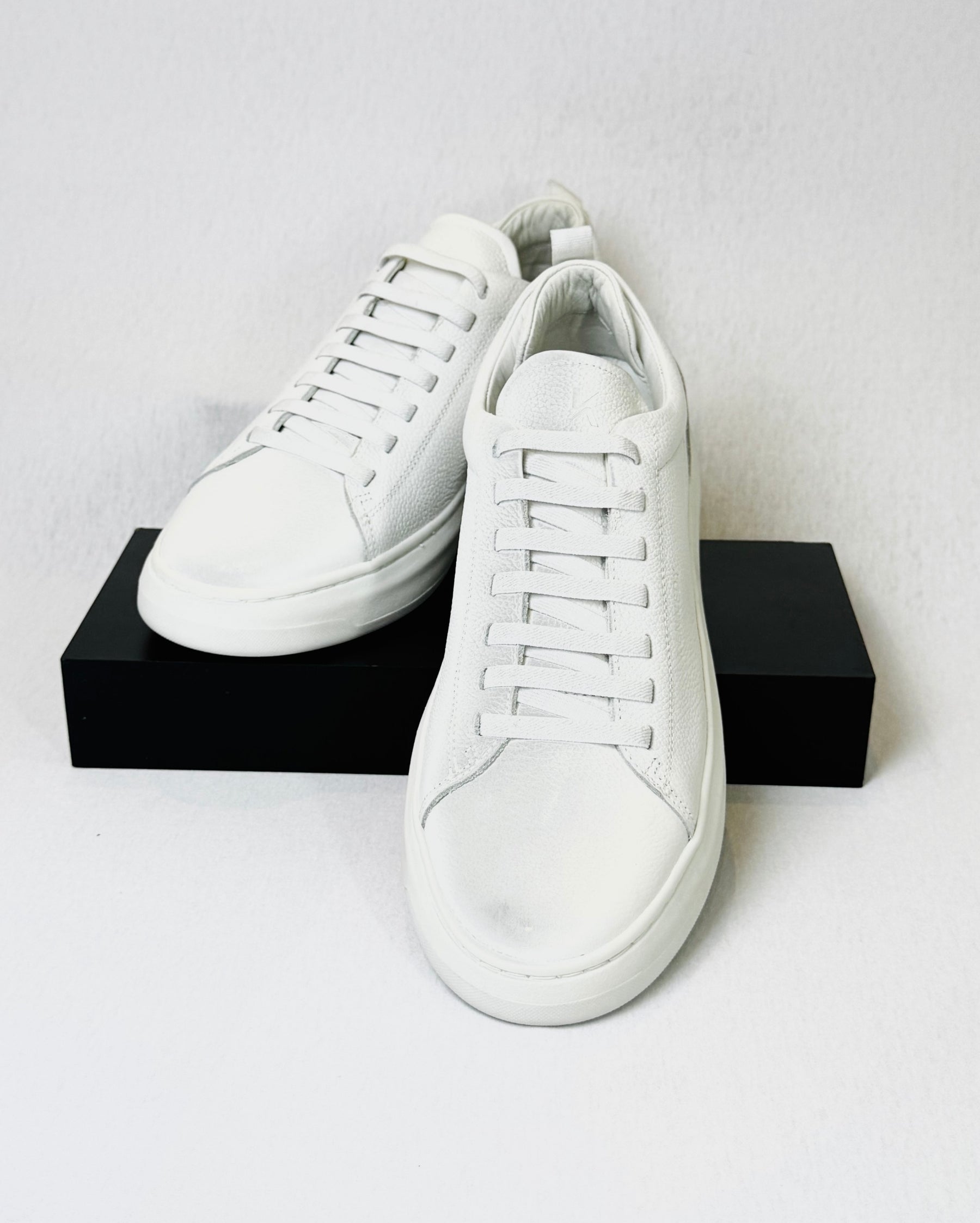 Sneaker Lapela All White Couro Nobre Alta resistência - Kennedy Store