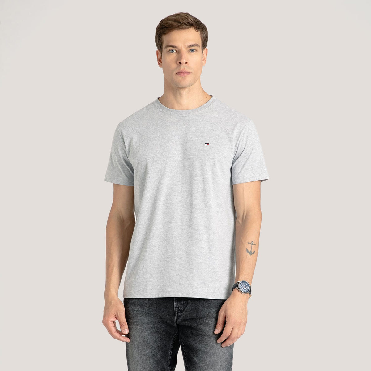 Camiseta Clássica Gola C - Tommy Hilfiger
