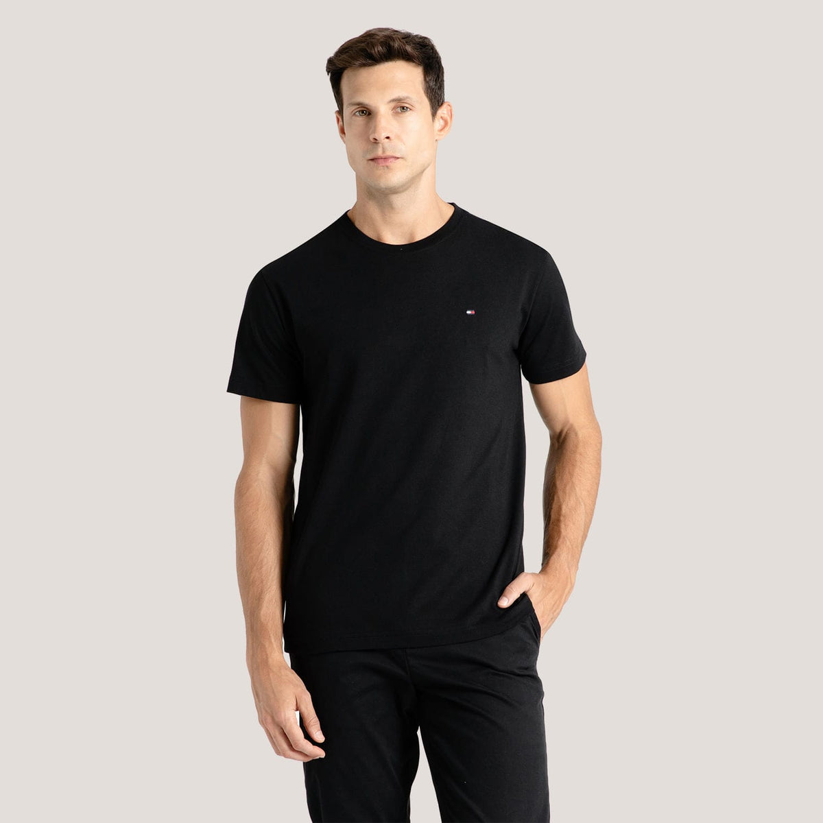 Camiseta Clássica Gola C - Tommy Hilfiger